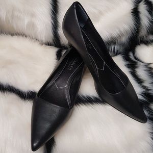 Charles David Kitten Pointy Toe Pump
